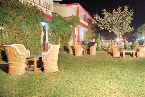 Tiger Safari Resort Sawai Madhopur Εξωτερικό φωτογραφία